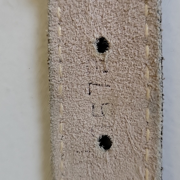 ANNE KLEIN BELT, VTG LION FACE LOGO,STRETCH NAVY BLUE W/ LEATHER, & BRASS BUCKLE - Picture 9 of 9